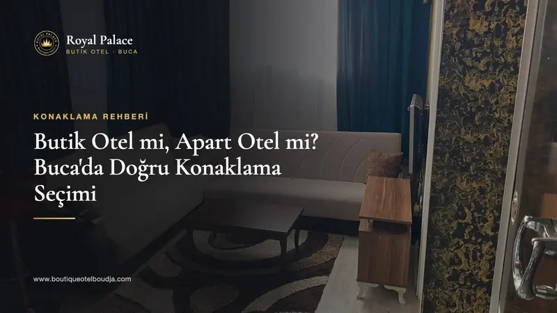 Royal Palace Butik Otel dairesinde televizyonlu oturma alanı üzerinde 'Butik Otel mi, Apart Otel mi?' yazısı